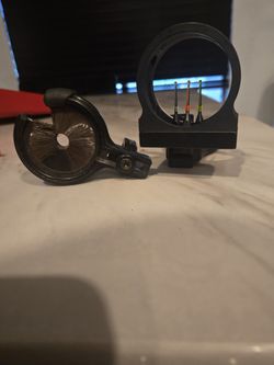 PSE SIGHT AND WHISKER BISCUIT