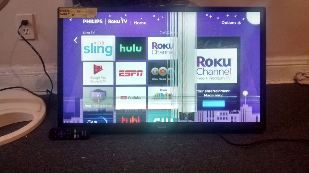 Philipes tv Roku 40 inche with remote has crack but still working