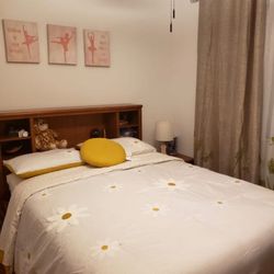 Complete bedroom set free pick up