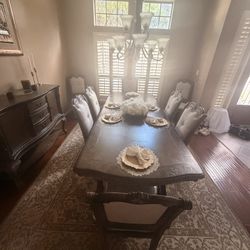 Full Formal Dinning  Room Set 