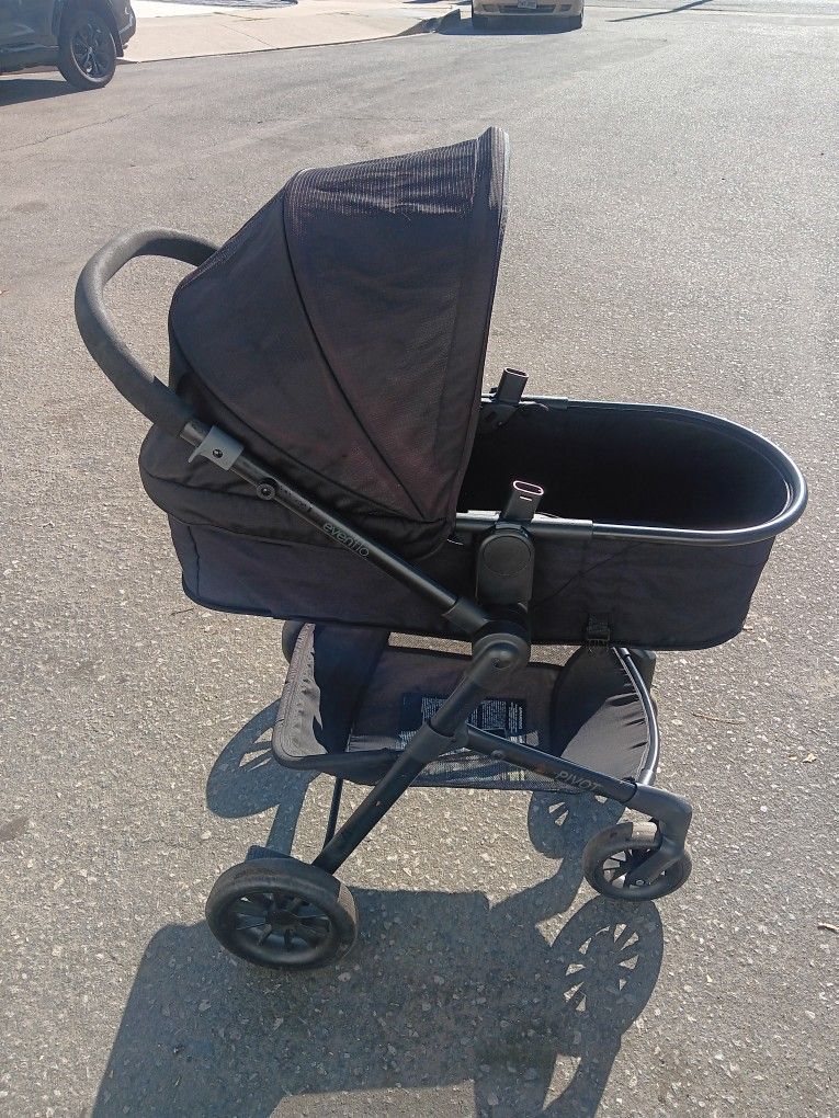 !! Baby Stroller Missing The Handle