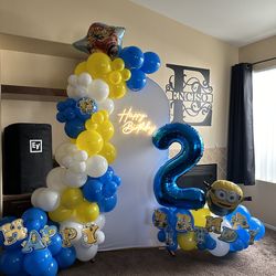 Balloon arch