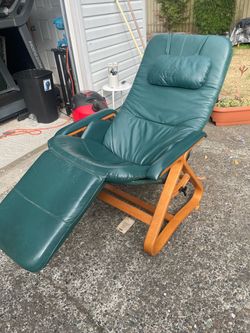 Green Leather Recliner Chair with Wood Frame