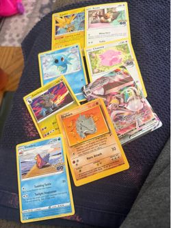 Pokémon cards (30 cards)