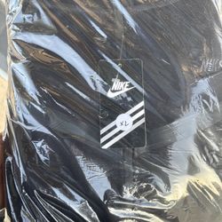 XL BLACK NIKE TECH BULK DEALS