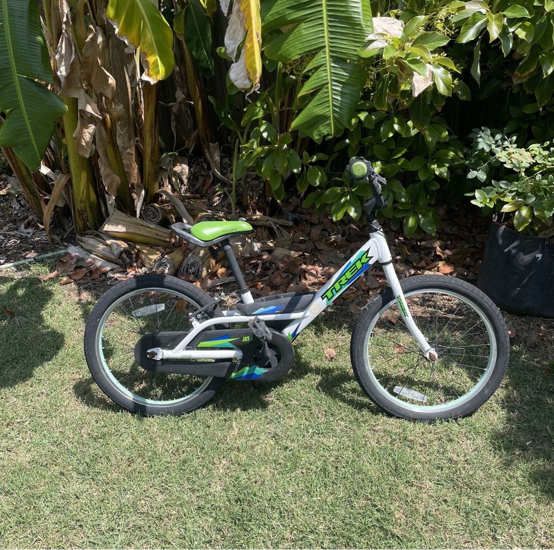 Trek boys bikes discount