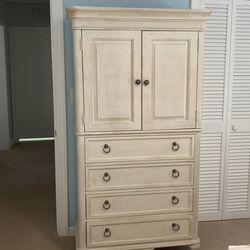 Dresser-Entertainment center