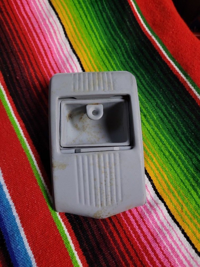 1947-48 Chevy Dashboard Ash Tray