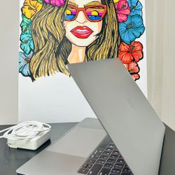 15 Inch MacBook Pro 💻 Touchbar 