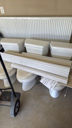 Ceiling lights, wall lights, toilets, vanity sinks