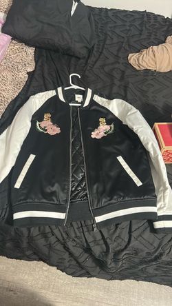 Vans Embroidered Souvenir Bomber Jacket and matching shoes