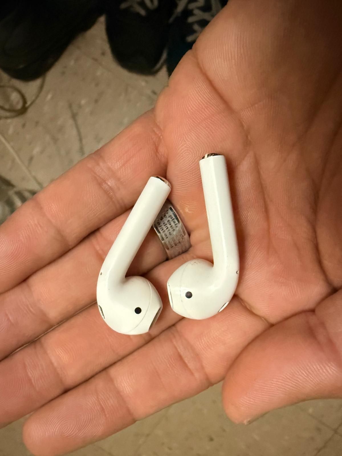 Apple AirPods 2 Generation ( No Case ) Only AirPods 