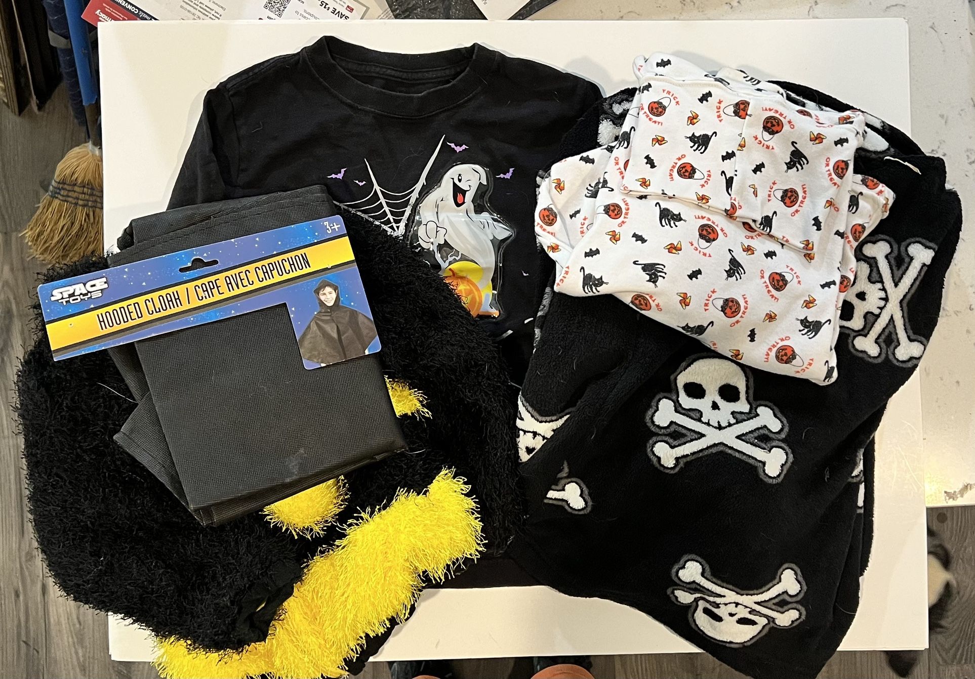 Kids Halloween Attire and Costumes