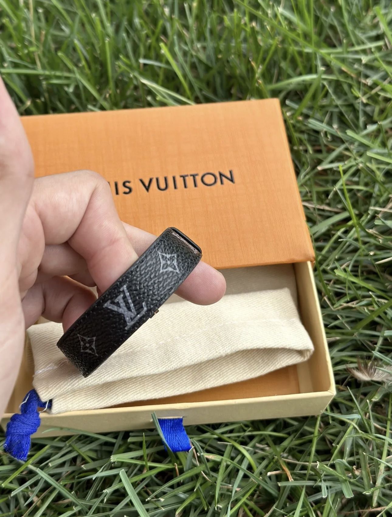 Louis Vuitton Nano Bracelet for Sale in Auburn, WA - OfferUp