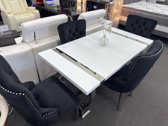 NEW! 5PC Black/White Dining Set