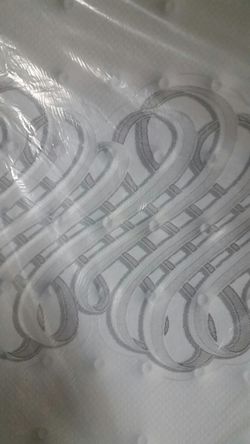 BEAUTYREST QUEEN SIZE MATTRESS PILLOWTOP