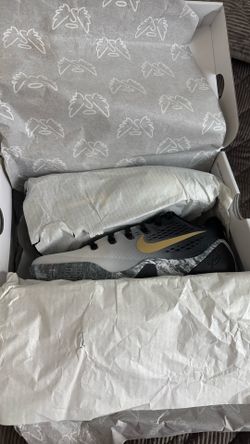 Kobe iX Elite low Em Protro