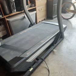 Treadmill NordicTrack X9i