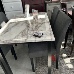 Comedor Pequeño Para 4 Personas 