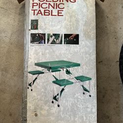 Folding Picnic Table 