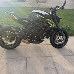 2020 MV Agusta Dragster 800rr