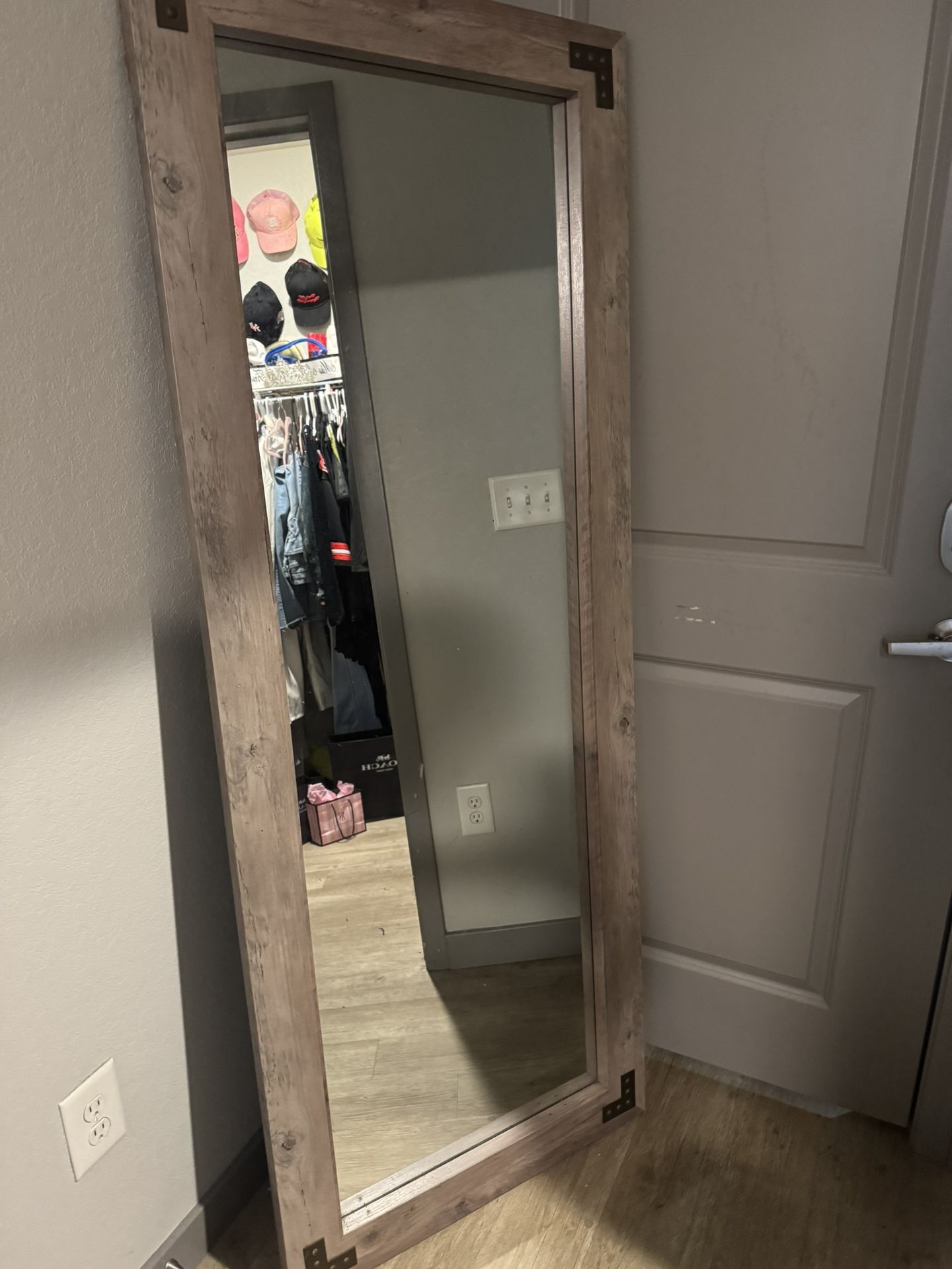 Grey Oversized Body Mirror