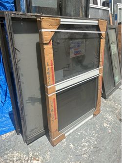 Home impact window 37x50