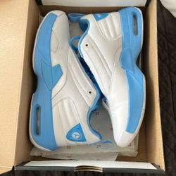 WMNS JORDAN MAX AURA 6