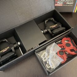 Road Bike Carbon Pedals, New HT Racing PK01 Carbon Bike Pedals 199g Pair Look Compatible Cleats Included
