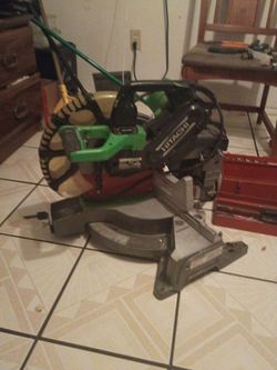 Hitachi mitre saw