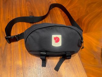 Fjällräven Ulvö Sling/Hip Pack, Large (4L), Black