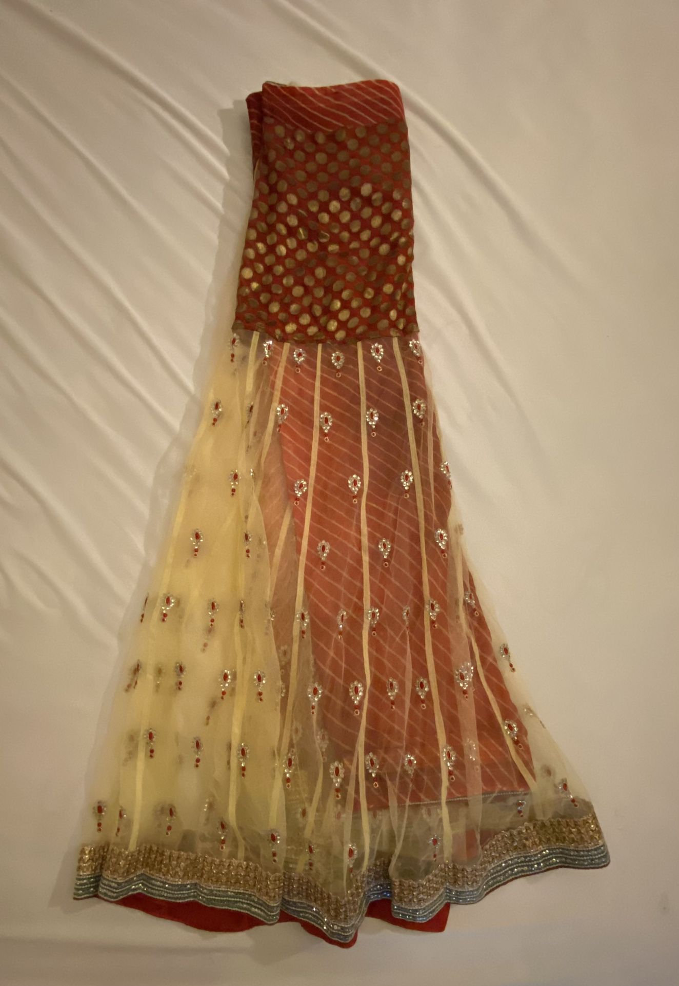 Regal Red Banarasi Netted Half-and-Half Saree - Gently Used
