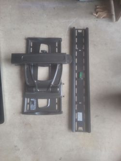 TV wall mount