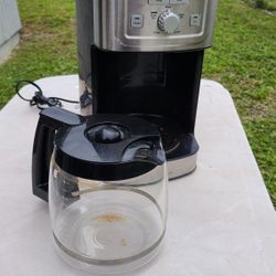 Cuisinart 12-cup Coffee Maker