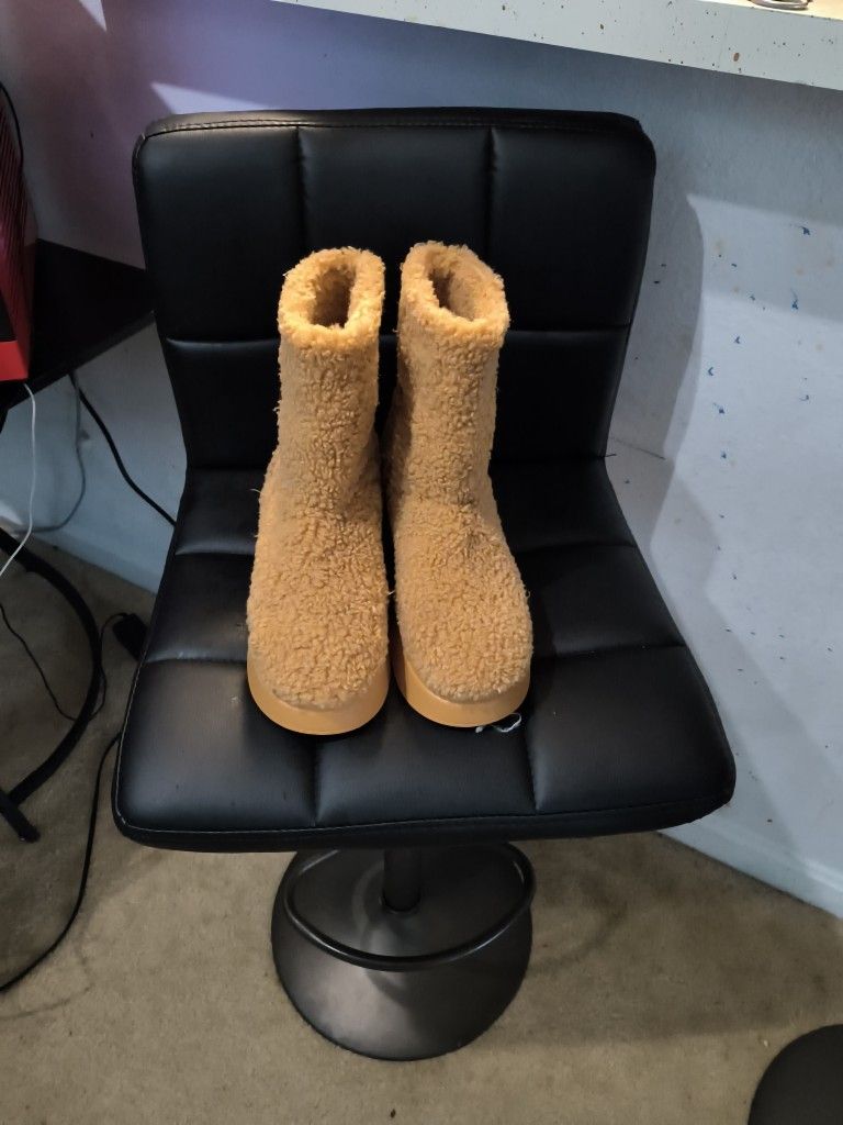 Lemonade Boots