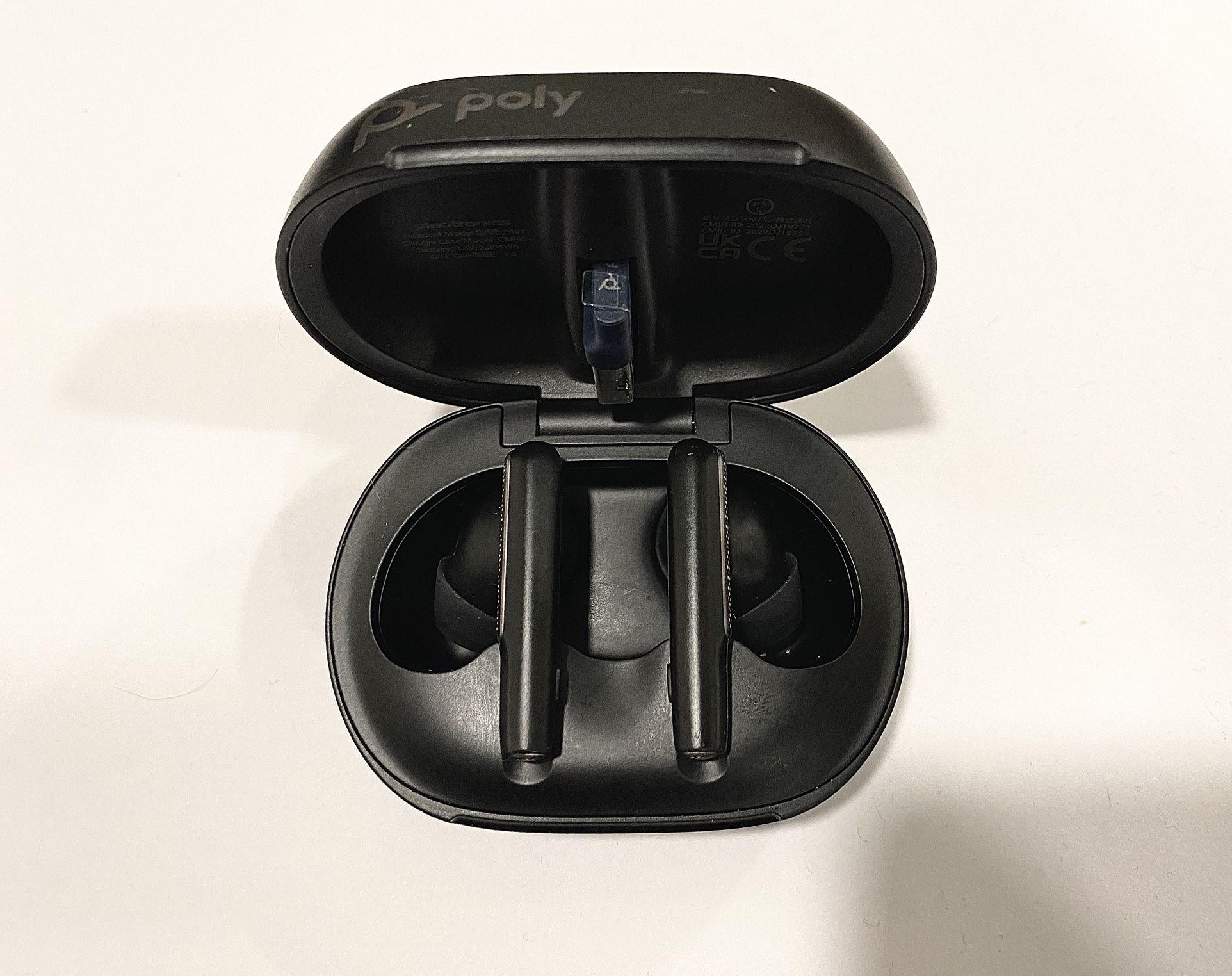 Poly Voyager Free 60 + 