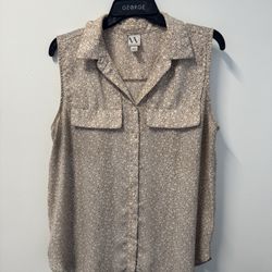 Worthington sleeveless button-up blouse,size L, $8