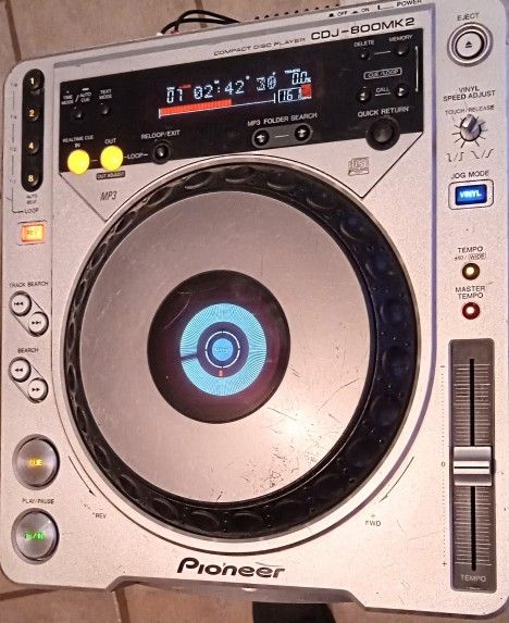 Pioneer CDJ-800 MK2 Dj CD MP3 Player Turntable With Cables
