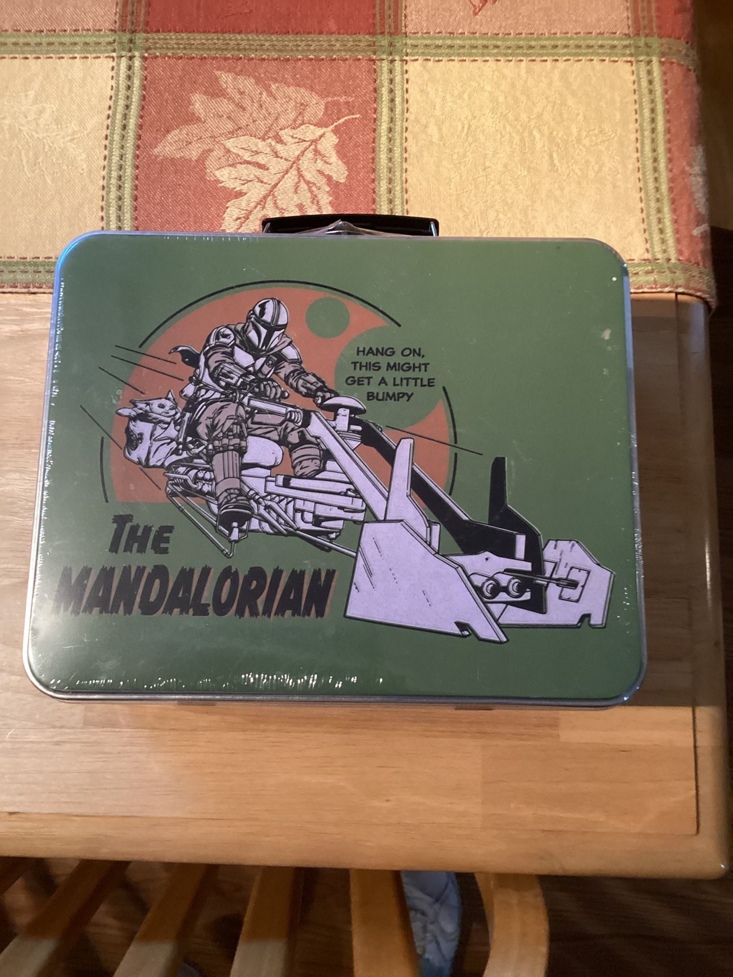 Mandalorian Star Wars Lunchbox. ( Unopened)