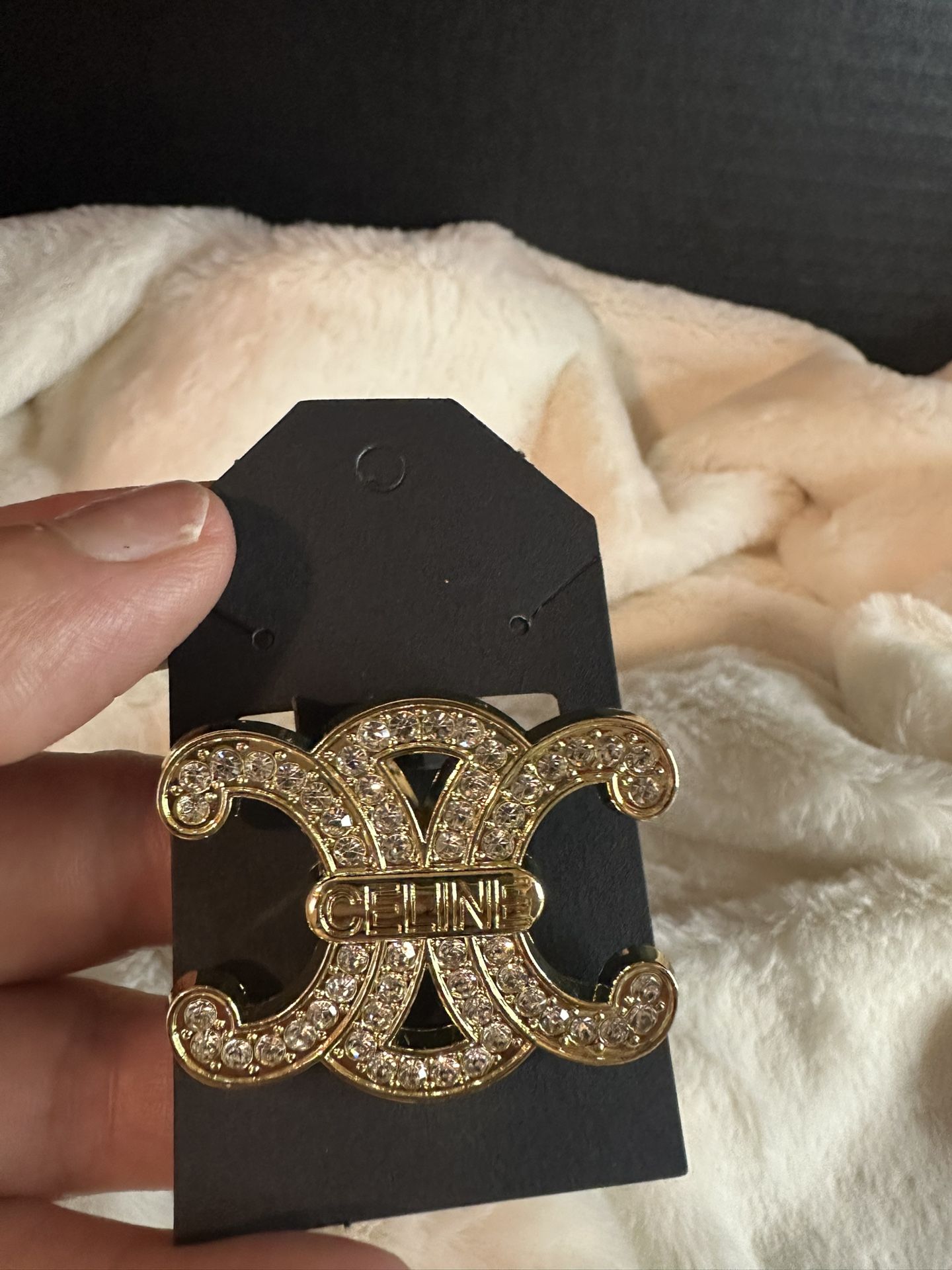 Brooch
