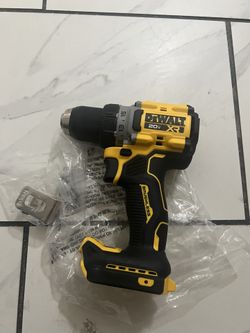 Drill Dewalt 20 V XR Herramienta Sola 