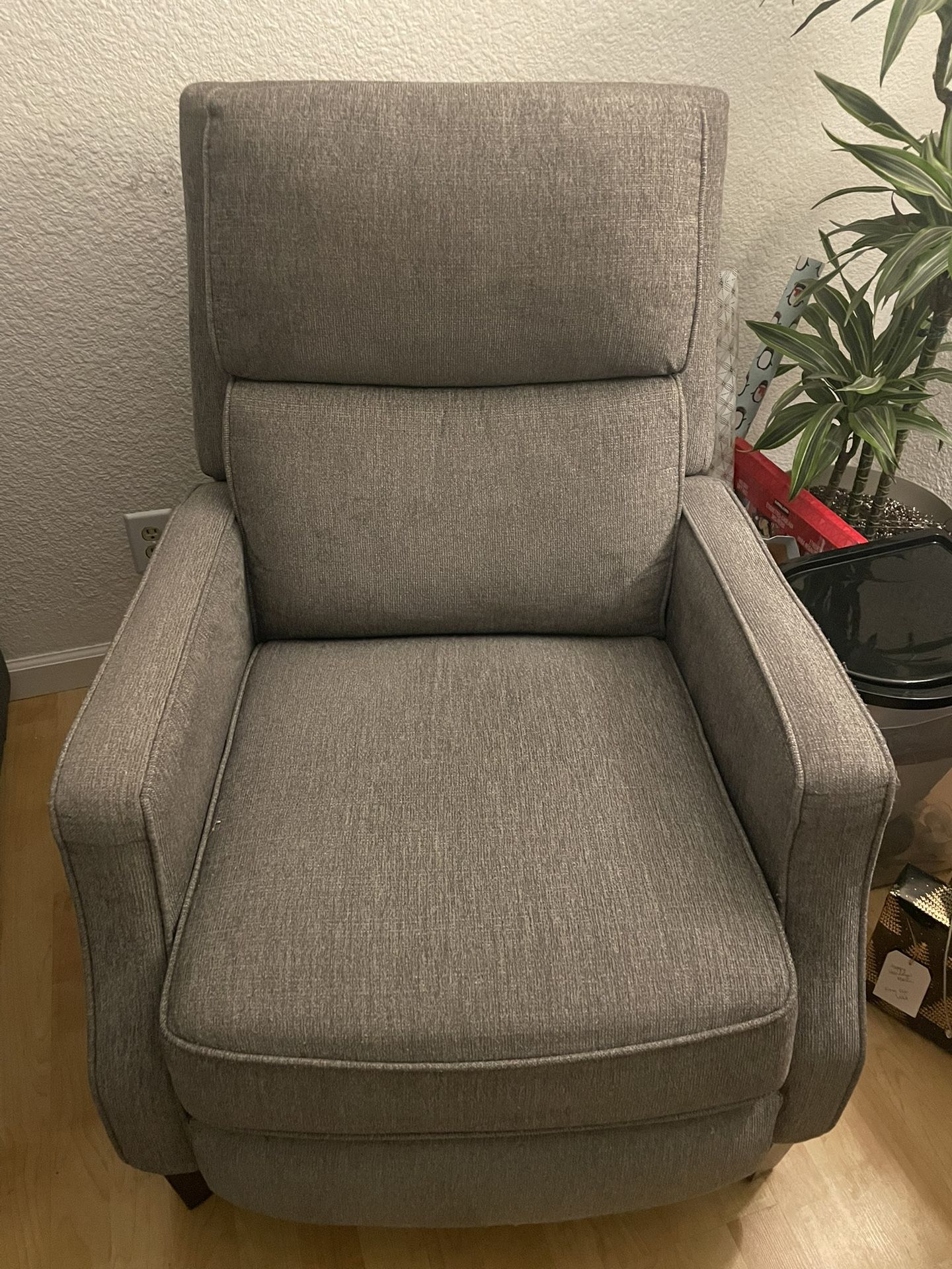 Recliner