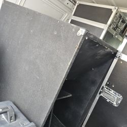 Subwofer 18 B52 Good Condition are both 