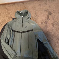 Wind Breaker