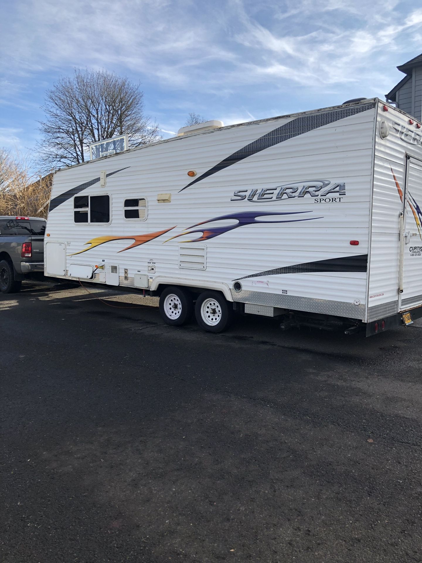 2007 Sierra Forrester toy hauler