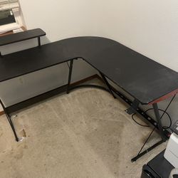 L Shaped Gaming Desk