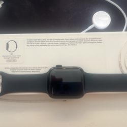 Apple Watch Se 2nd Gen (44mm) PRICE Negotiable 