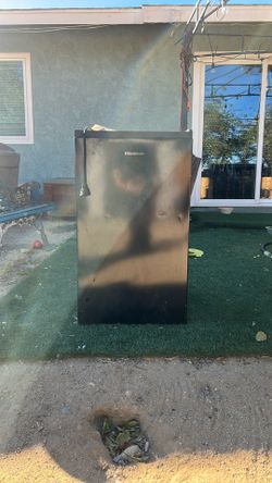 Hisense Mini Fridge 