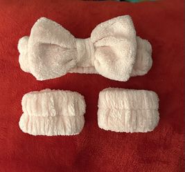 Face Wash Velvet Headband & Wristband Set