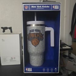 New York Knicks NBA Limited Edition Tumbler